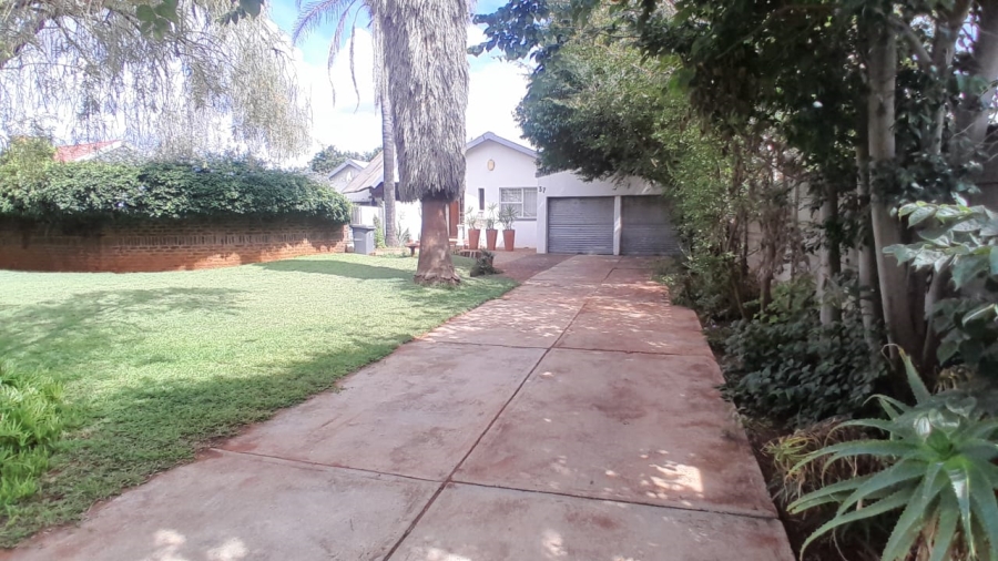3 Bedroom Property for Sale in Pretoriusrus Gauteng