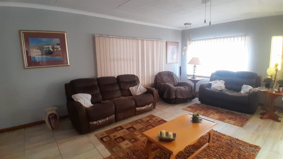 3 Bedroom Property for Sale in Pretoriusrus Gauteng