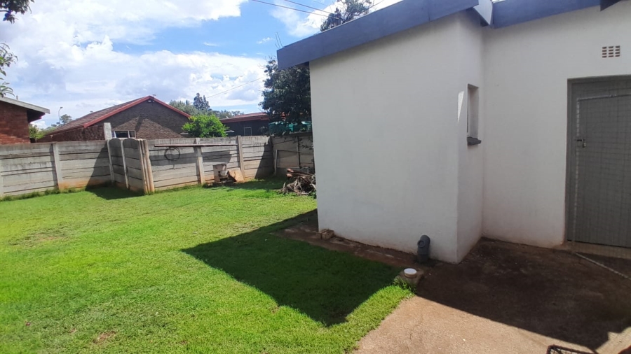 3 Bedroom Property for Sale in Pretoriusrus Gauteng