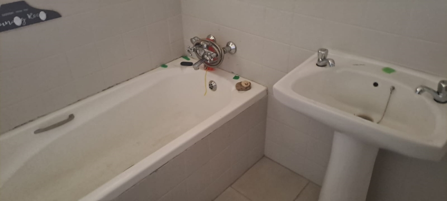 4 Bedroom Property for Sale in Suiderberg Gauteng