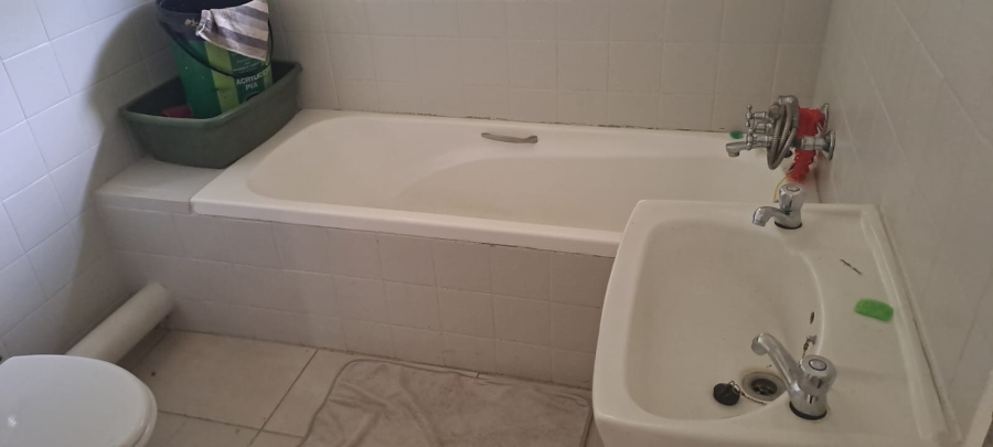 4 Bedroom Property for Sale in Suiderberg Gauteng