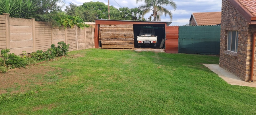 4 Bedroom Property for Sale in Suiderberg Gauteng