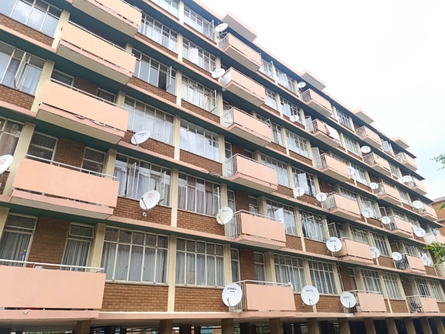 2 Bedroom Property for Sale in Sunnyside Gauteng