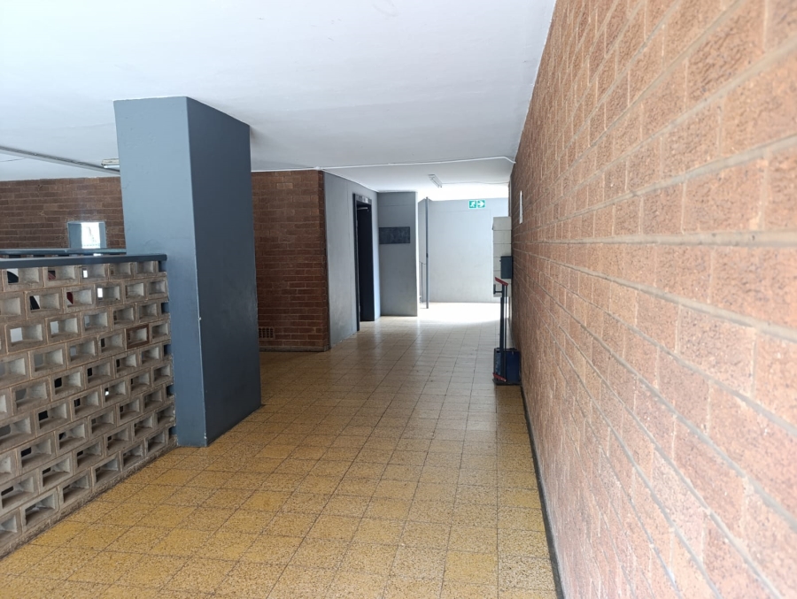 2 Bedroom Property for Sale in Sunnyside Gauteng
