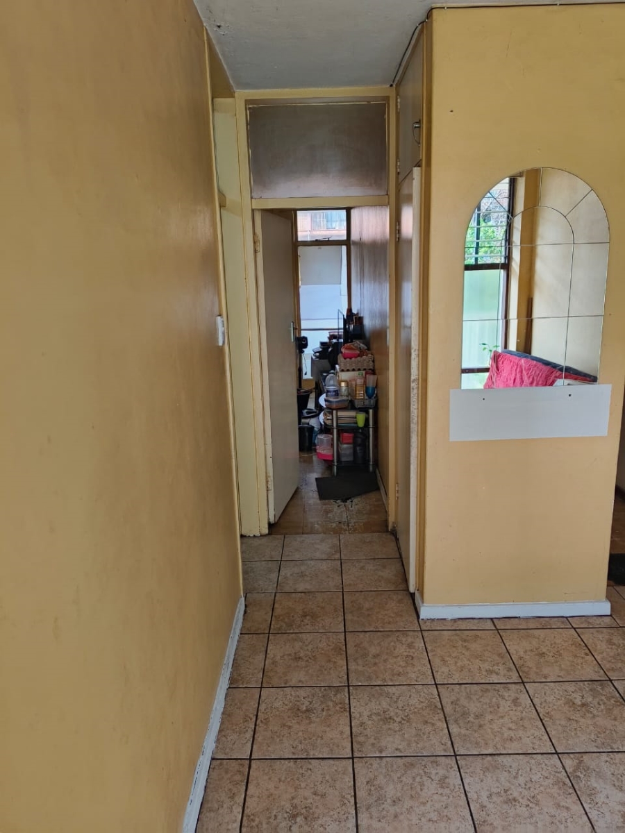 2 Bedroom Property for Sale in Sunnyside Gauteng