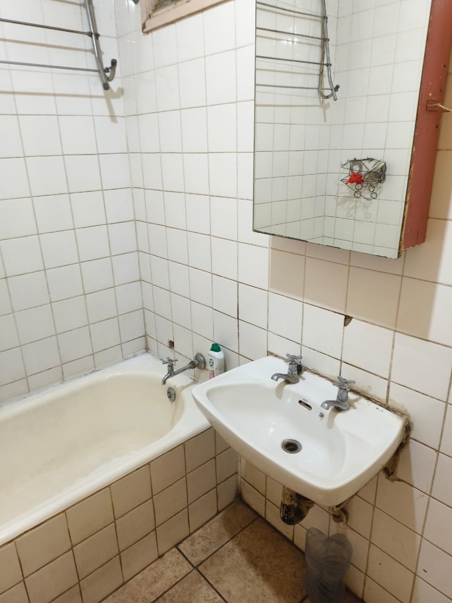 2 Bedroom Property for Sale in Sunnyside Gauteng