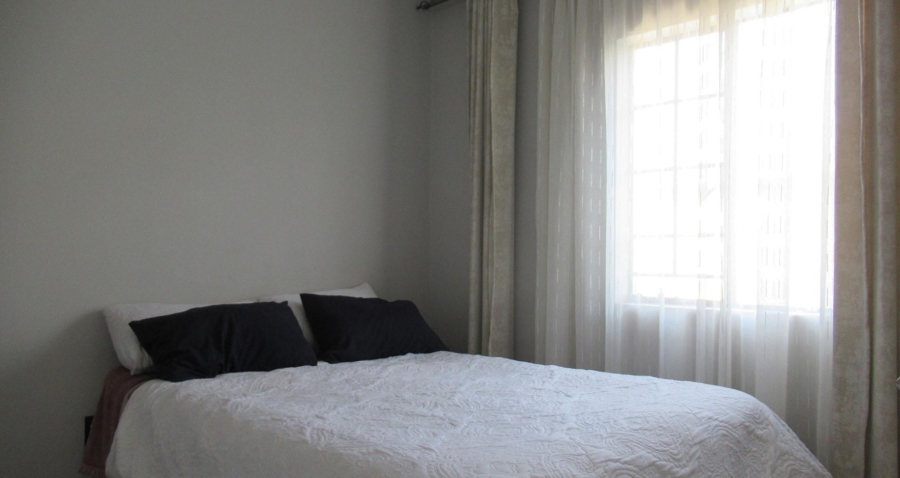 2 Bedroom Property for Sale in Fleurhof Gauteng