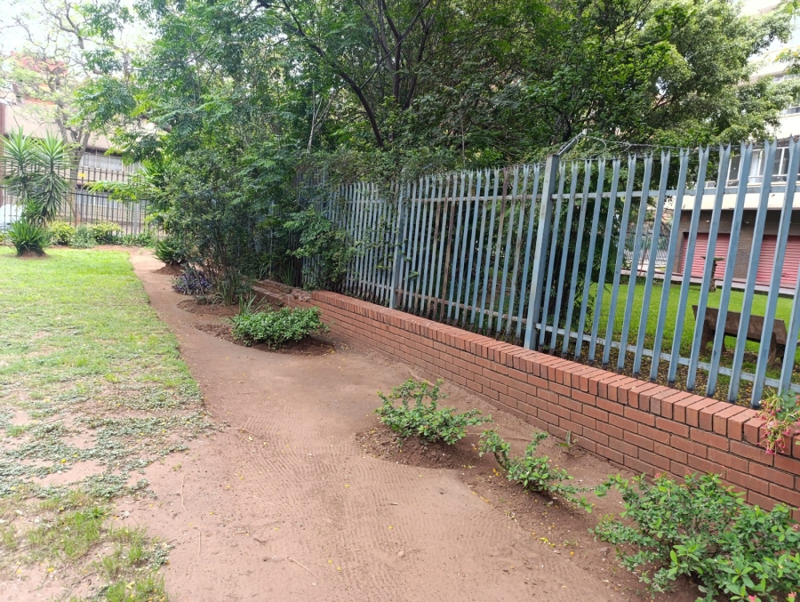 2 Bedroom Property for Sale in Baileys Muckleneuk Gauteng