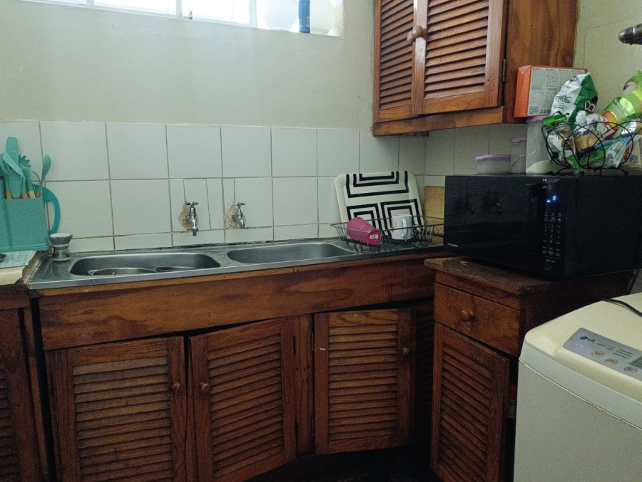 2 Bedroom Property for Sale in Baileys Muckleneuk Gauteng