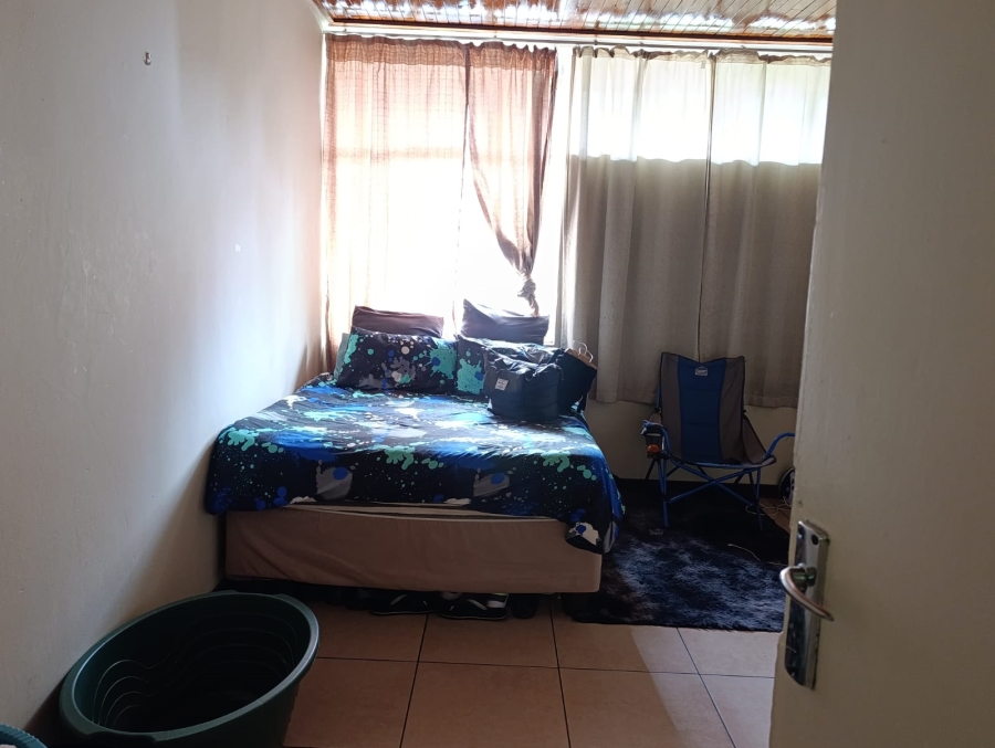 2 Bedroom Property for Sale in Baileys Muckleneuk Gauteng