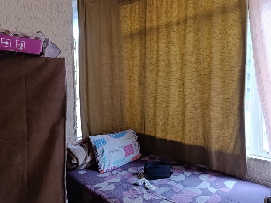 2 Bedroom Property for Sale in Baileys Muckleneuk Gauteng