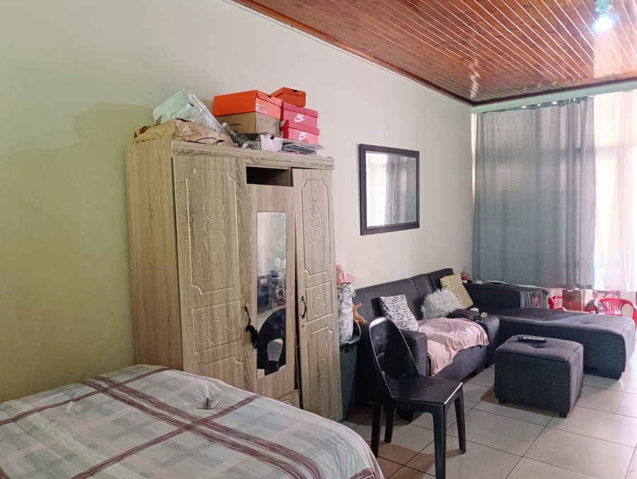 2 Bedroom Property for Sale in Baileys Muckleneuk Gauteng