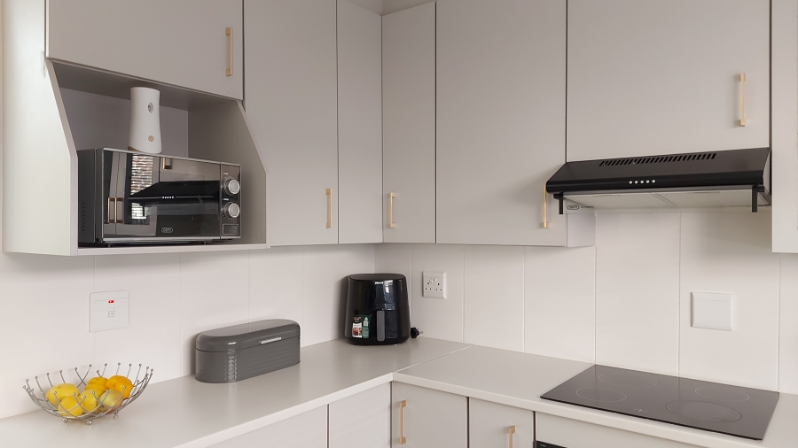 To Let 2 Bedroom Property for Rent in Fairlead Gauteng