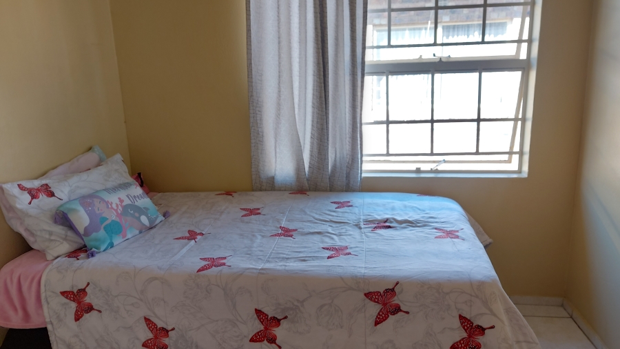 To Let 2 Bedroom Property for Rent in Fairlead Gauteng