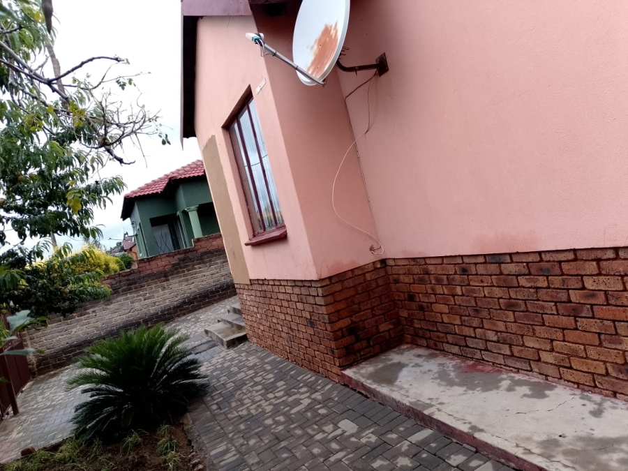 3 Bedroom Property for Sale in Mahube Valley Gauteng