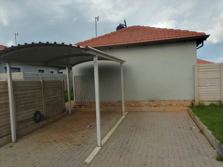 2 Bedroom Property for Sale in Alliance Gauteng
