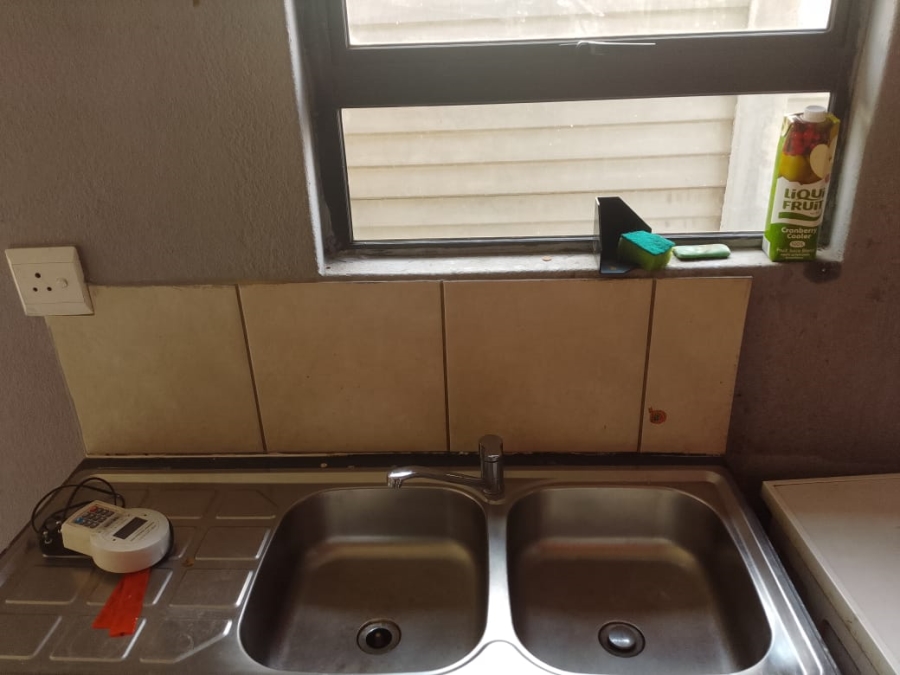 2 Bedroom Property for Sale in Alliance Gauteng