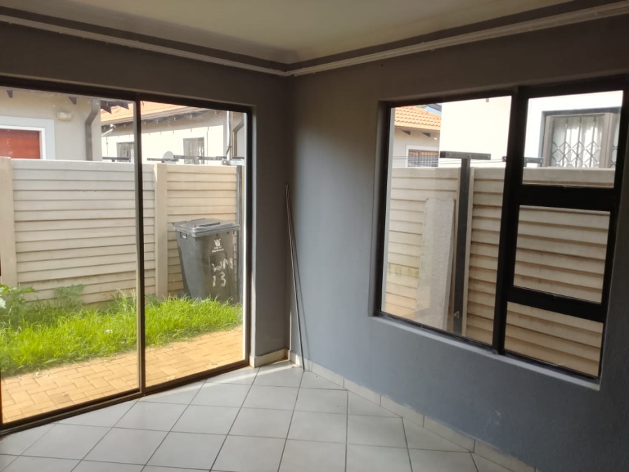 2 Bedroom Property for Sale in Alliance Gauteng