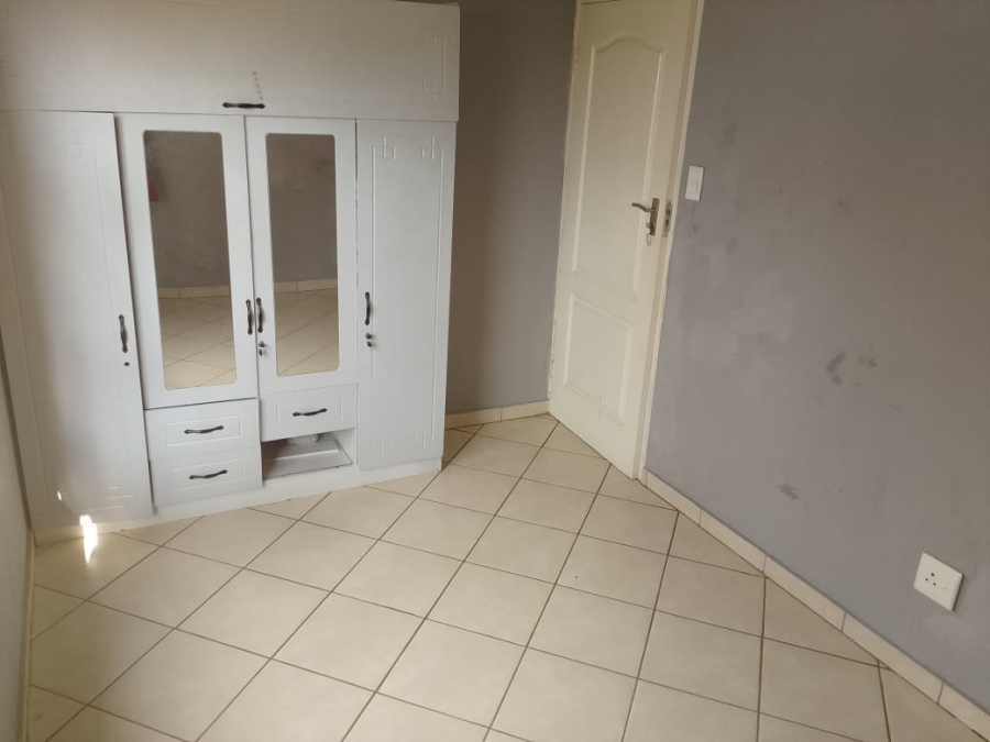 2 Bedroom Property for Sale in Alliance Gauteng
