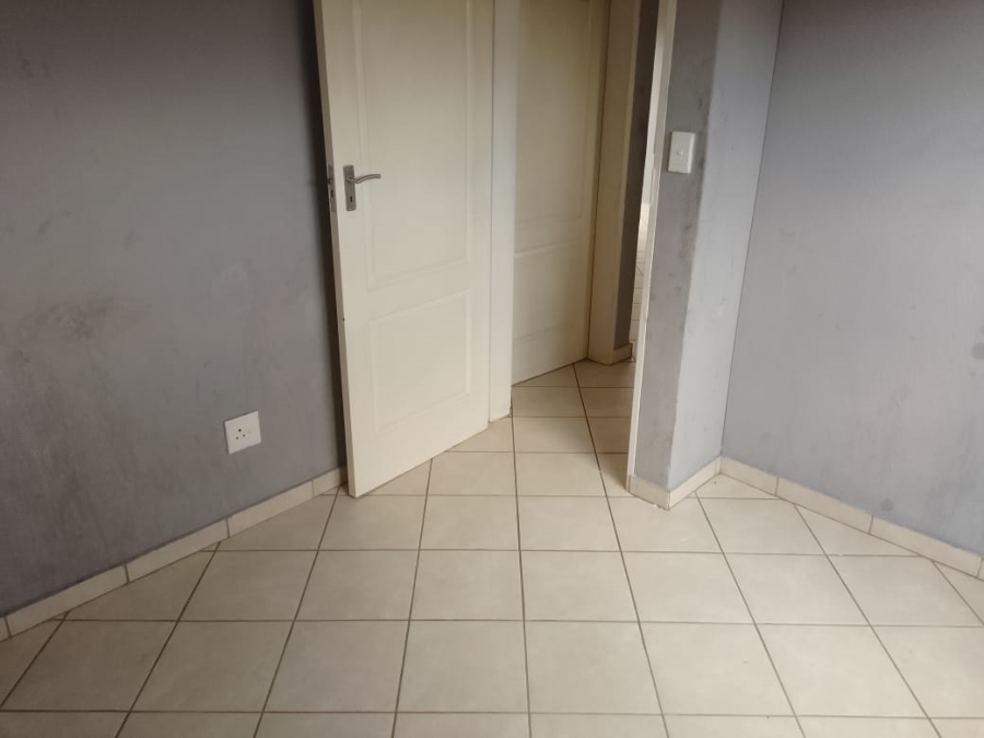 2 Bedroom Property for Sale in Alliance Gauteng