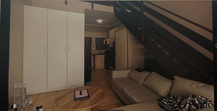 1 Bedroom Property for Sale in Hillcrest Gauteng