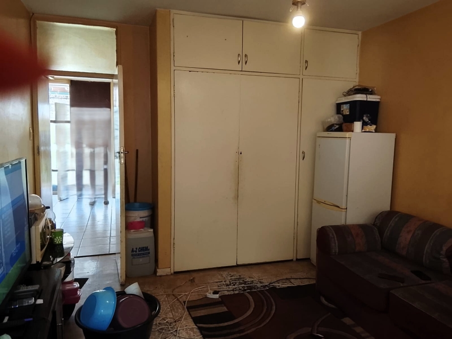 2 Bedroom Property for Sale in Sunnyside Gauteng