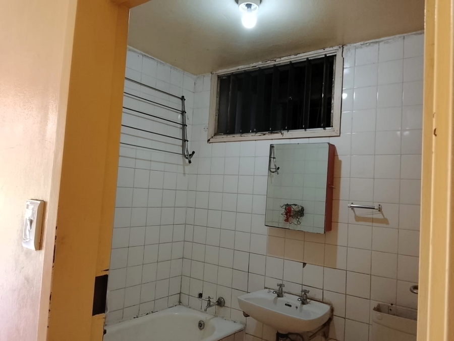 2 Bedroom Property for Sale in Sunnyside Gauteng