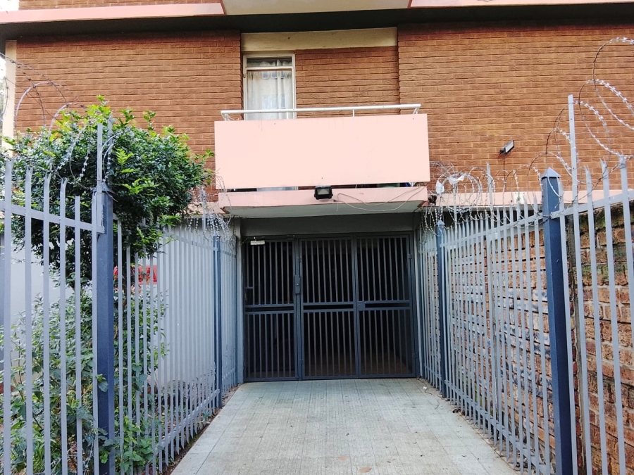 2 Bedroom Property for Sale in Sunnyside Gauteng
