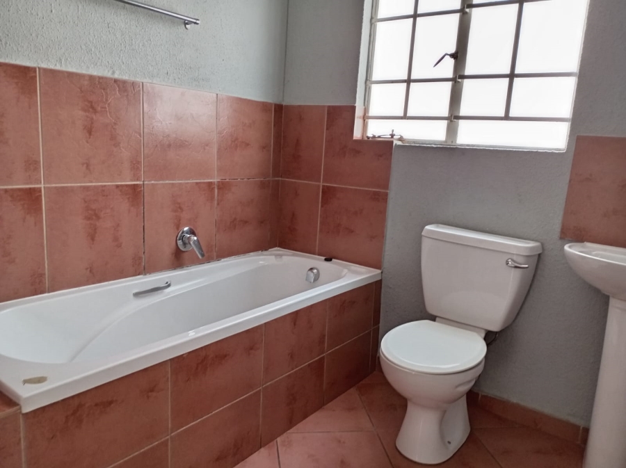 3 Bedroom Property for Sale in Elandspoort Gauteng