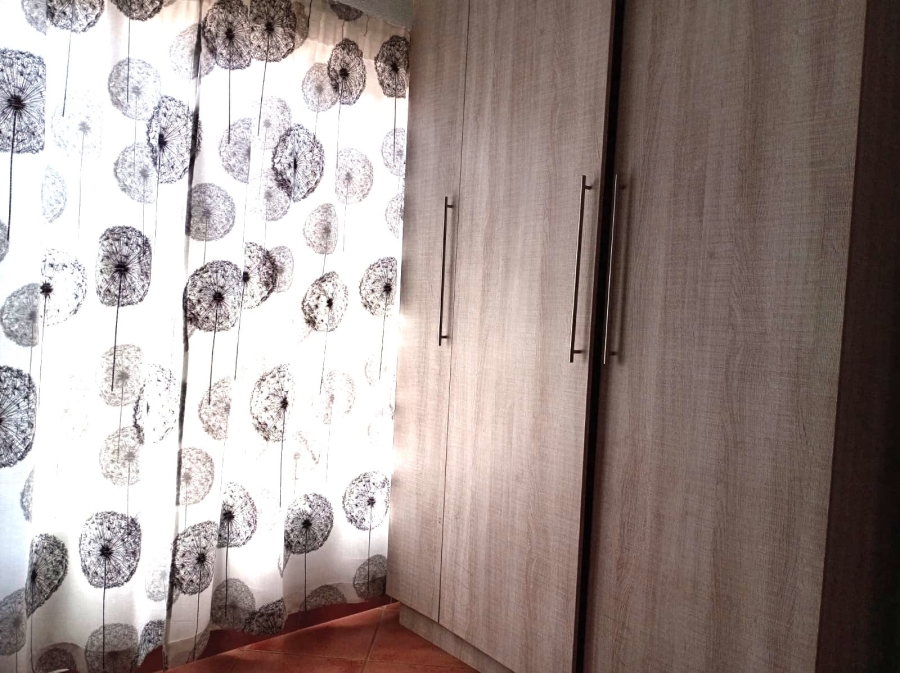 3 Bedroom Property for Sale in Elandspoort Gauteng