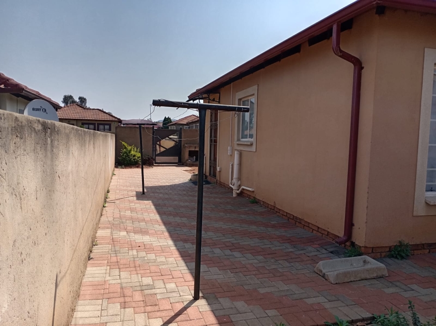 3 Bedroom Property for Sale in Elandspoort Gauteng