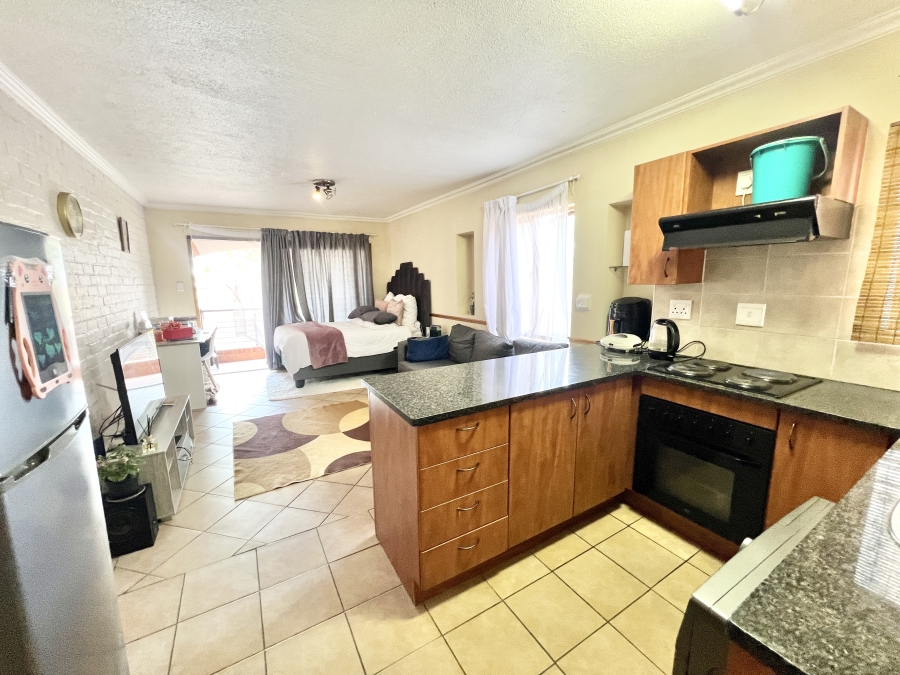 1 Bedroom Property for Sale in Halfway Gardens Gauteng