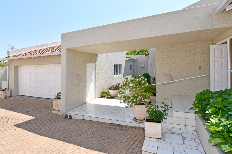 3 Bedroom Property for Sale in Rivonia Gauteng