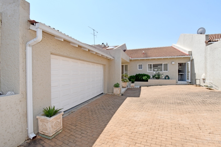 3 Bedroom Property for Sale in Rivonia Gauteng