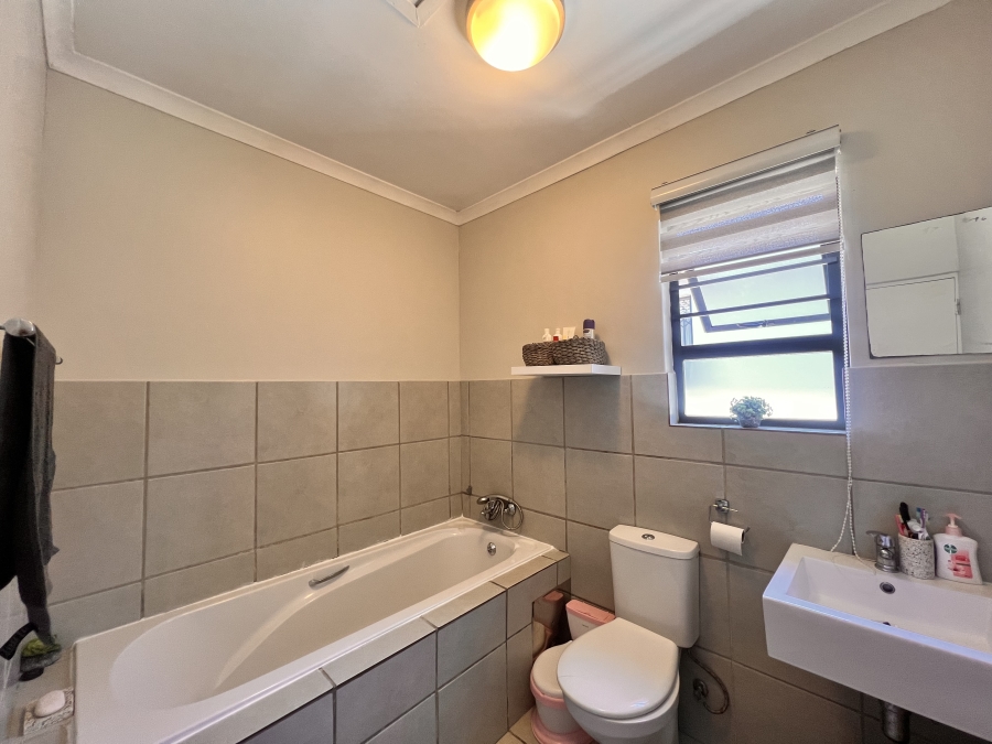 3 Bedroom Property for Sale in Summerset Gauteng