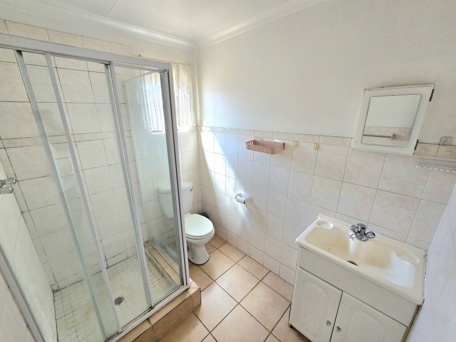 3 Bedroom Property for Sale in Halfway Gardens Gauteng