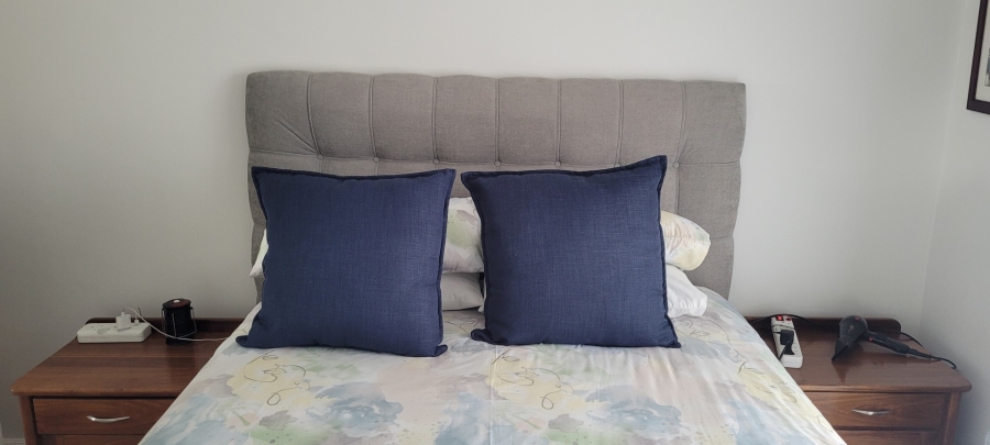 1 Bedroom Property for Sale in Victory Park Gauteng