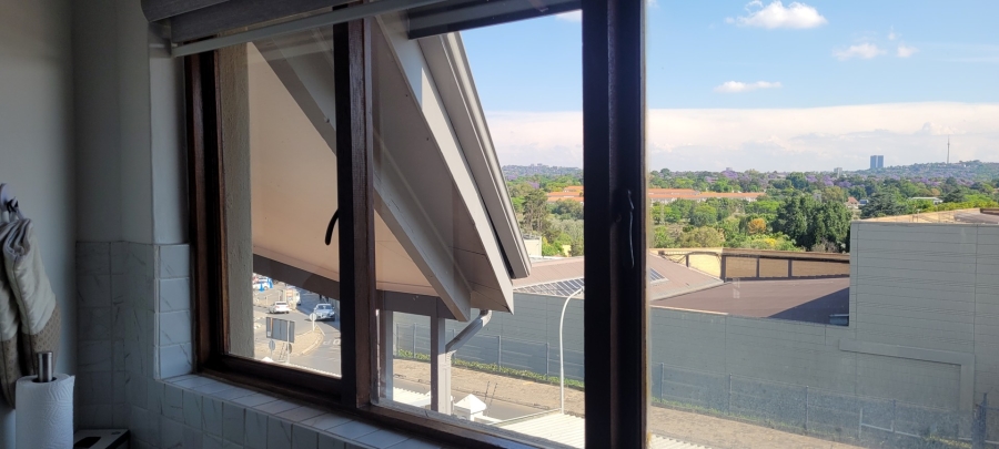 1 Bedroom Property for Sale in Victory Park Gauteng