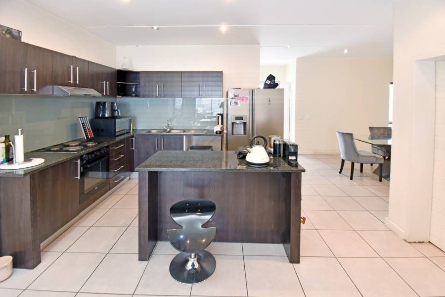 2 Bedroom Property for Sale in Bryanston Gauteng