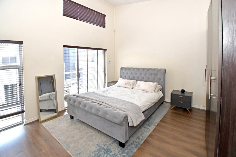 2 Bedroom Property for Sale in Bryanston Gauteng