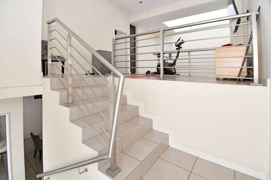 2 Bedroom Property for Sale in Bryanston Gauteng