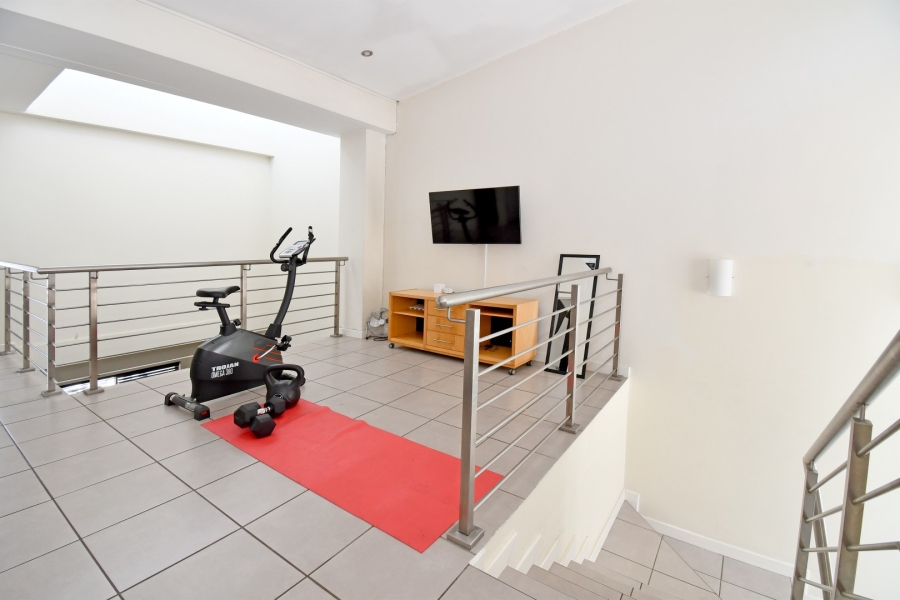 2 Bedroom Property for Sale in Bryanston Gauteng