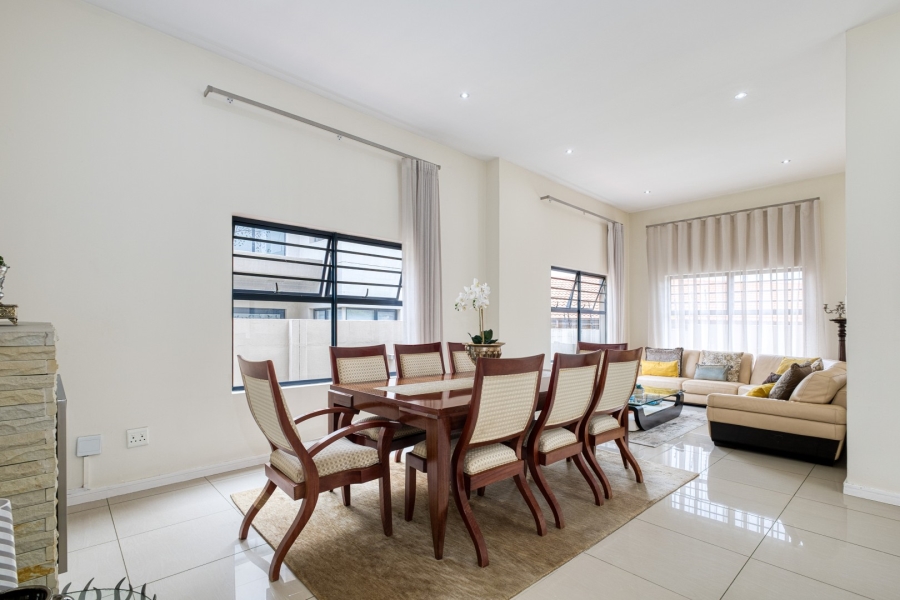 4 Bedroom Property for Sale in North Riding AH Gauteng