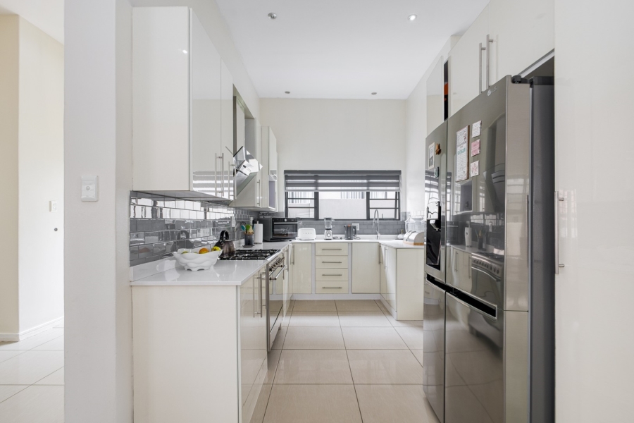 4 Bedroom Property for Sale in North Riding AH Gauteng