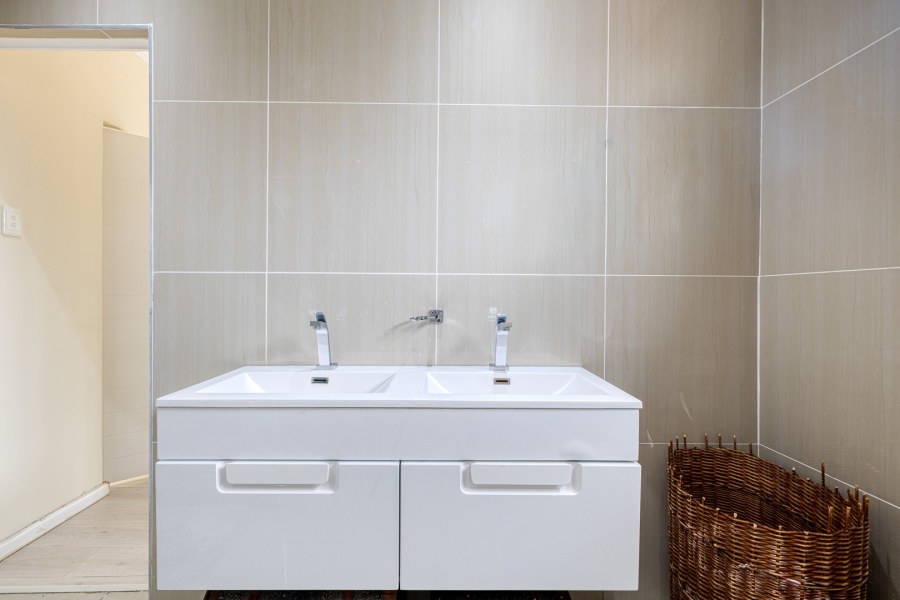 4 Bedroom Property for Sale in North Riding AH Gauteng