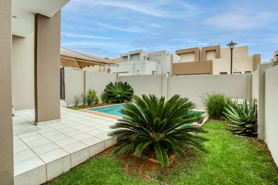 4 Bedroom Property for Sale in North Riding AH Gauteng