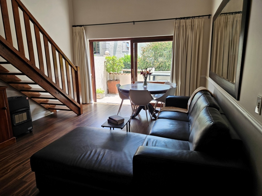 To Let 2 Bedroom Property for Rent in Melrose Gauteng