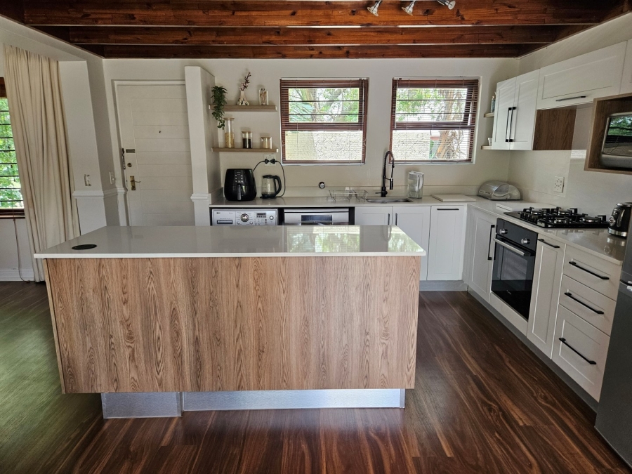 To Let 2 Bedroom Property for Rent in Melrose Gauteng