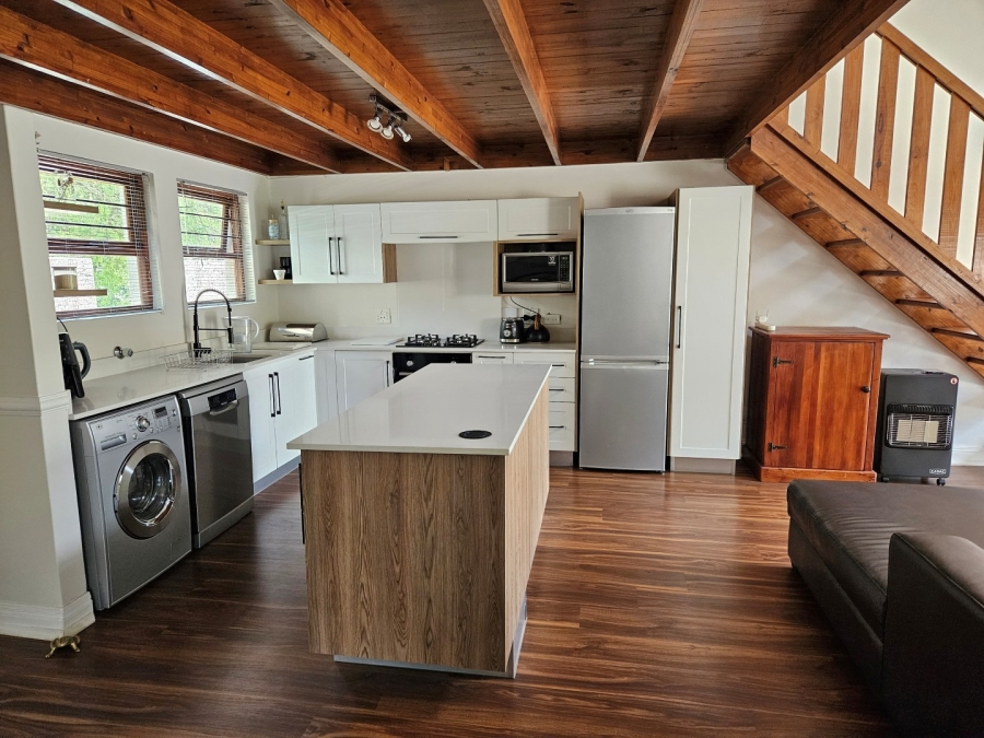 To Let 2 Bedroom Property for Rent in Melrose Gauteng