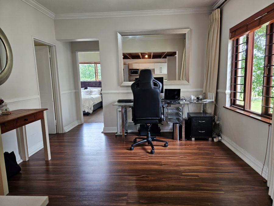 To Let 2 Bedroom Property for Rent in Melrose Gauteng